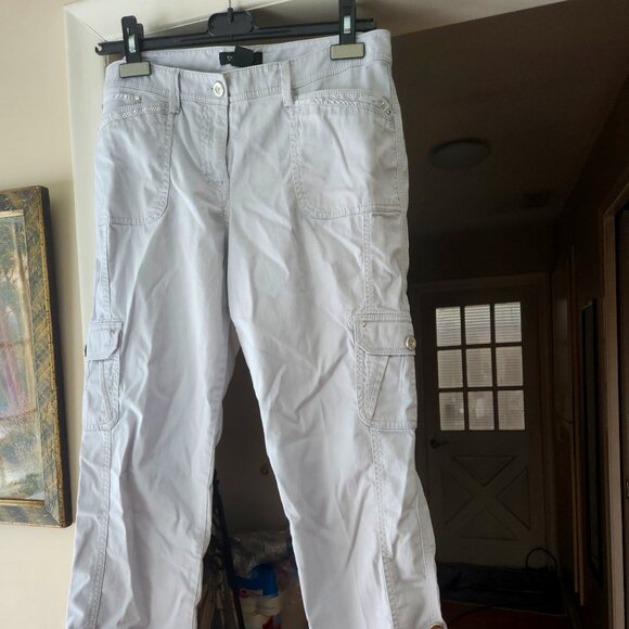 C13  Bling Cargo Pants w/ roll-up cuffs 6 Pockets Stretchy White House Black Mkt - Picture 1 of 11